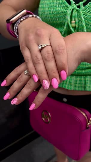 Resultado de manicura en VS Nails & Beauty